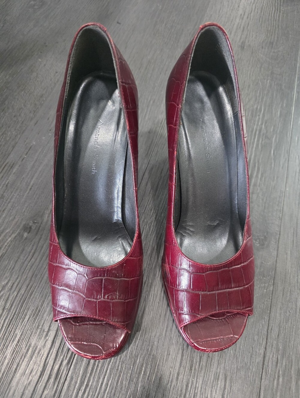 Amanda Smith Croc-Embossed Burgundy Peep-Toe Pumps